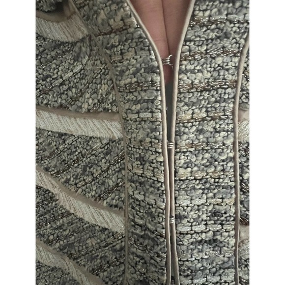 White House Black Market Boucle Blazer Tan and Metallic Size 10 - Picture 4 of 5